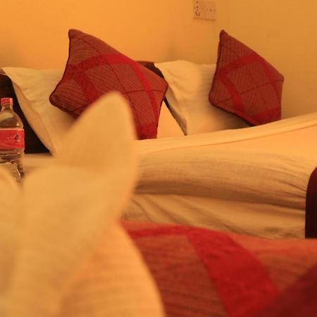 Hotel Royal Image Pokhara Eksteriør billede