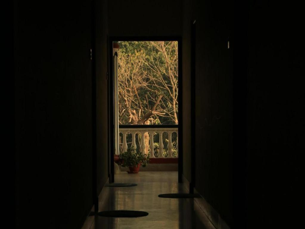 Hotel Royal Image Pokhara Eksteriør billede