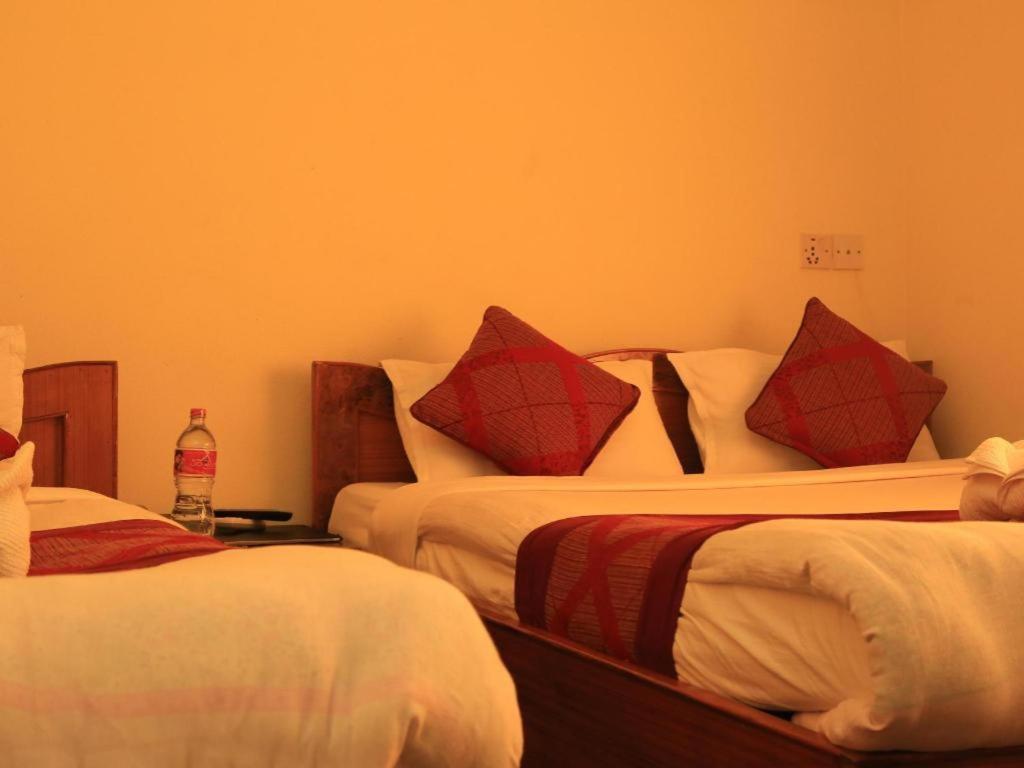 Hotel Royal Image Pokhara Eksteriør billede