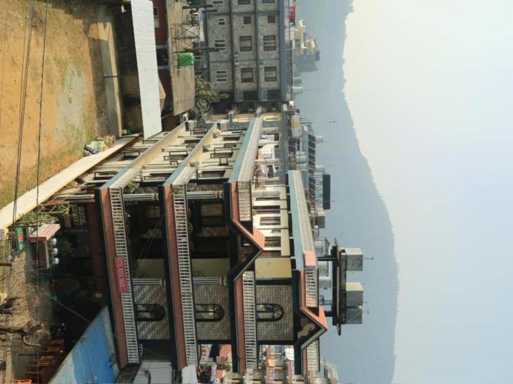 Hotel Royal Image Pokhara Eksteriør billede