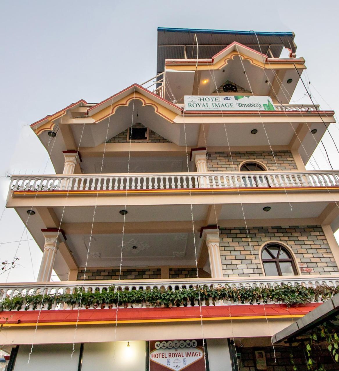 Hotel Royal Image Pokhara Eksteriør billede