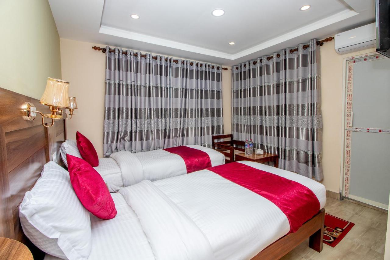 Hotel Royal Image Pokhara Eksteriør billede