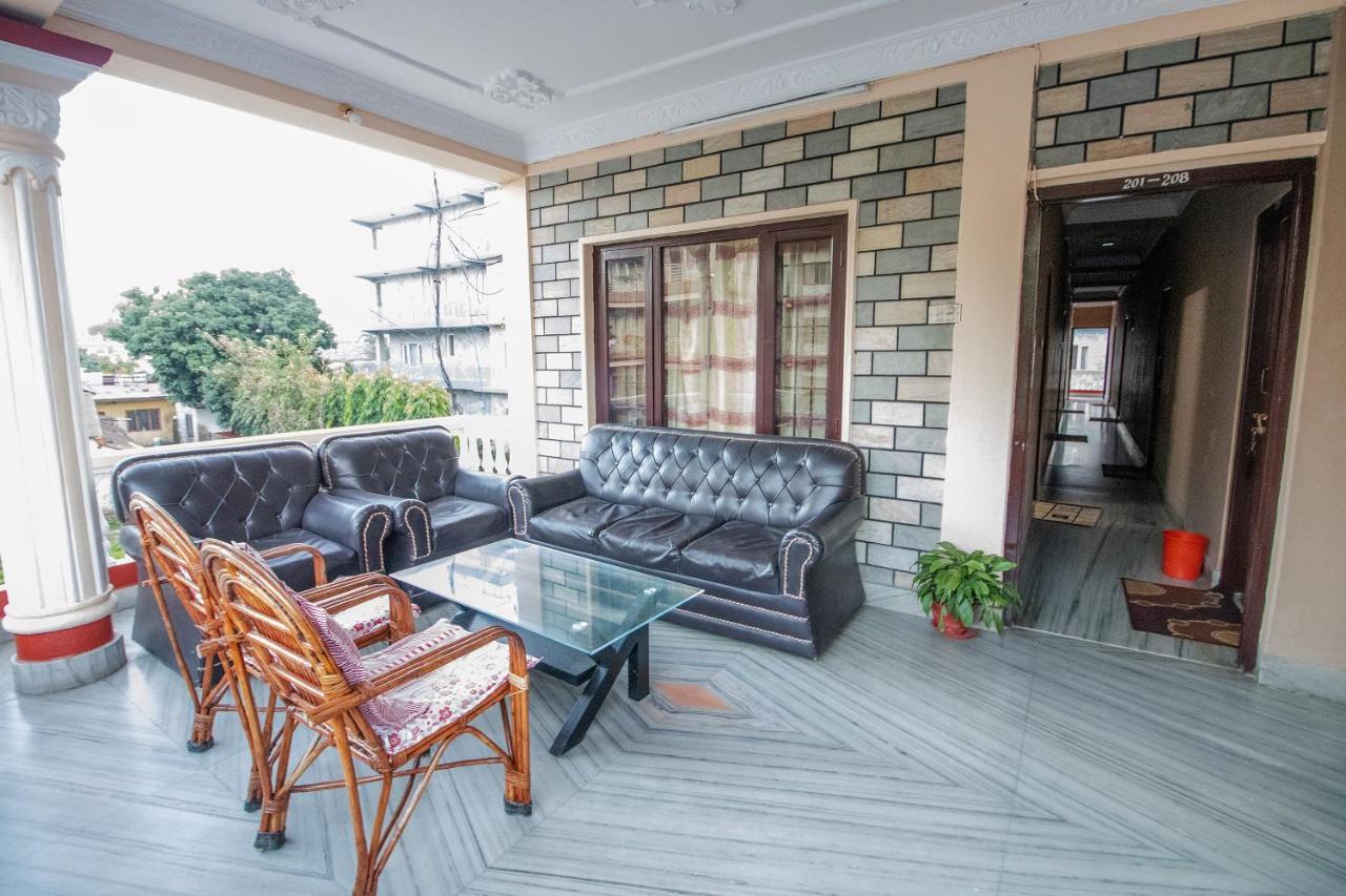 Hotel Royal Image Pokhara Eksteriør billede