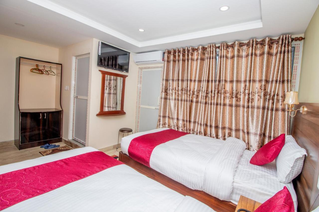 Hotel Royal Image Pokhara Eksteriør billede