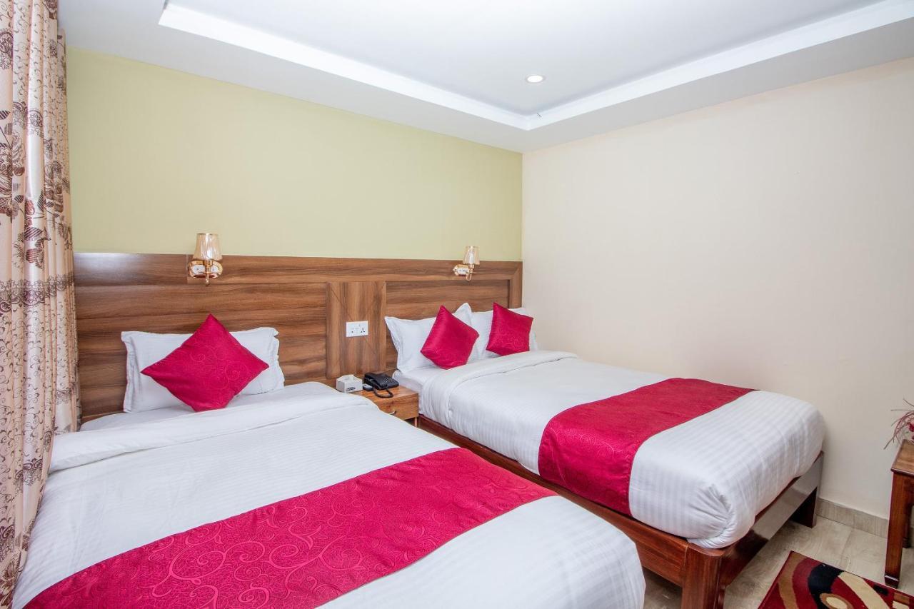 Hotel Royal Image Pokhara Eksteriør billede