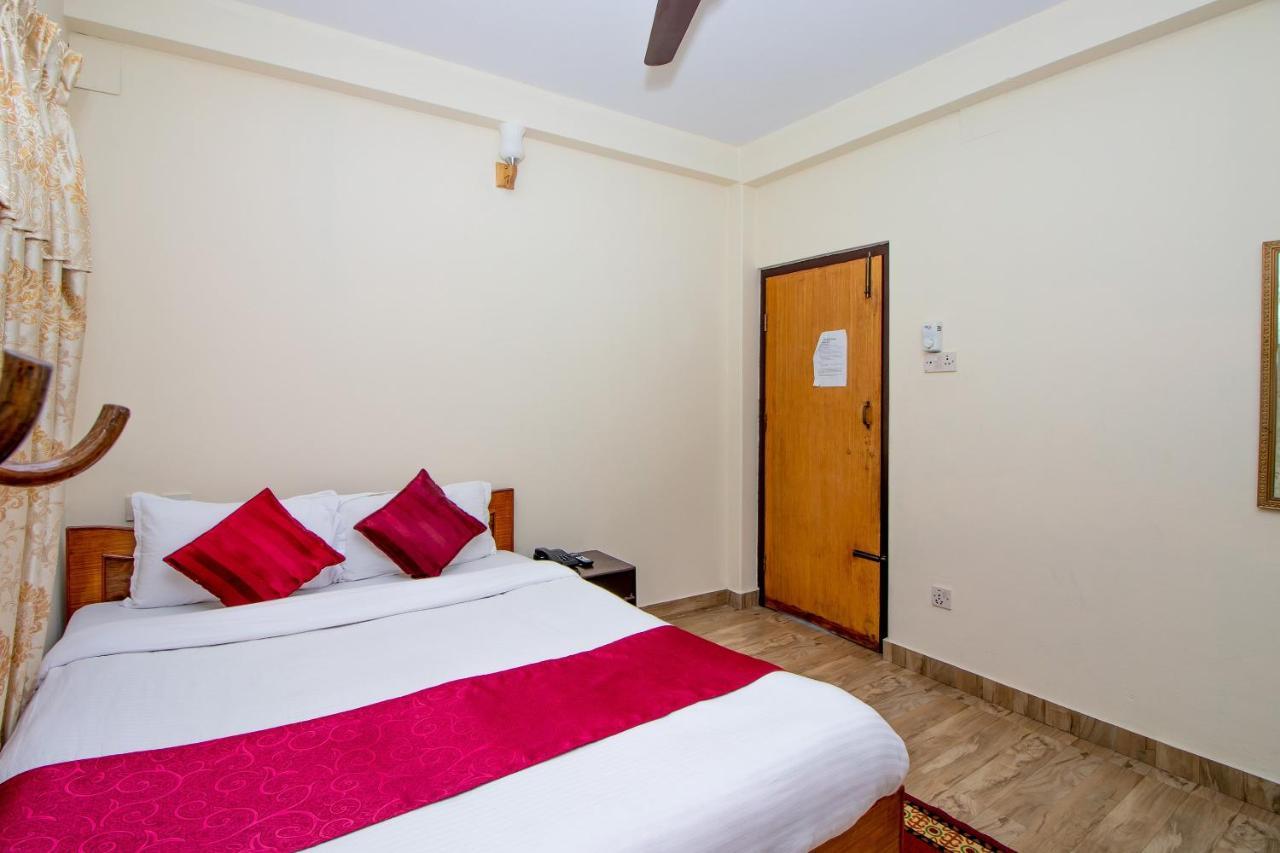 Hotel Royal Image Pokhara Eksteriør billede